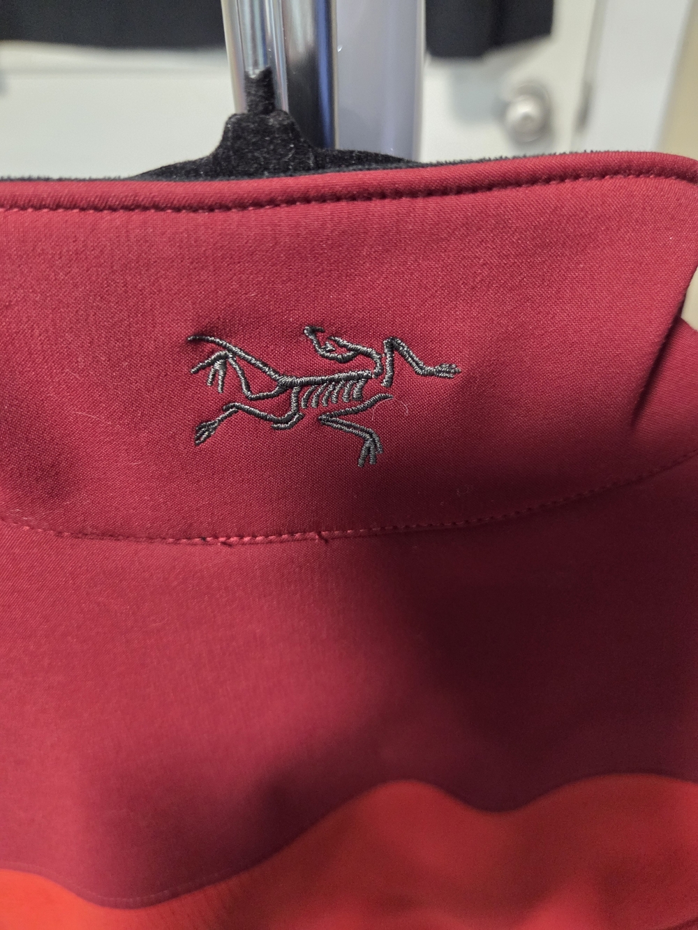 Arc'teryx Two-Tone Red and Burgundy Performance Softshell Jacket - Picture 6 of 10